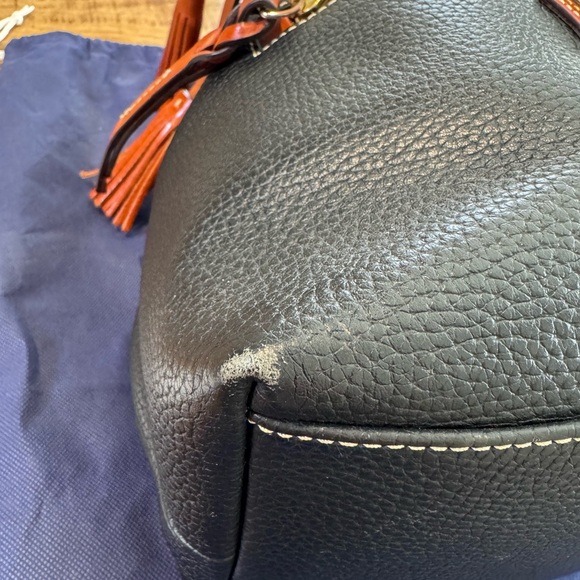 Dooney & Bourke Black and Tan Leather Shoulder Bag - Picture 7 of 10